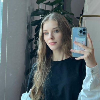 Liliana62491's profile picture. 