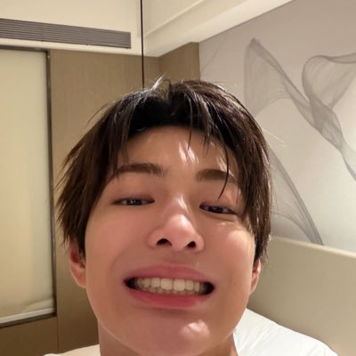 splkkkuk's profile picture. เป็นบ้ากันพอดี อิประสาท