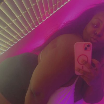 sydneyyxo_'s profile picture. one of a kind🤍 arianaholic✨