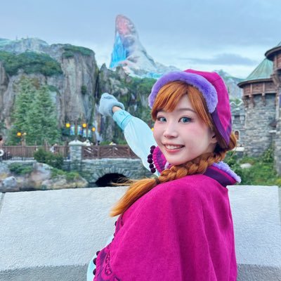 muccc_d's profile picture. ハロウィン以外は基本寝てます 20↑ ♡→frozen2 , Turning red , ENCANTO , winnie the pooh , MCU ⚠️ディズニー以外の好きなこともポストします⚠️