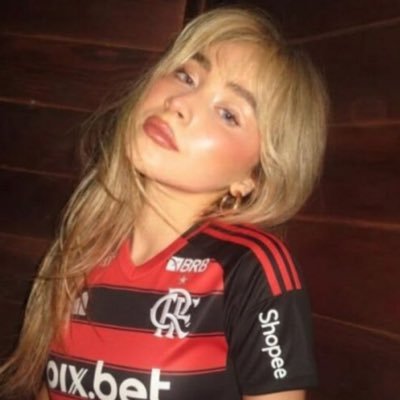 niam1989's profile picture. taylor escreveu mirrorball pra mim