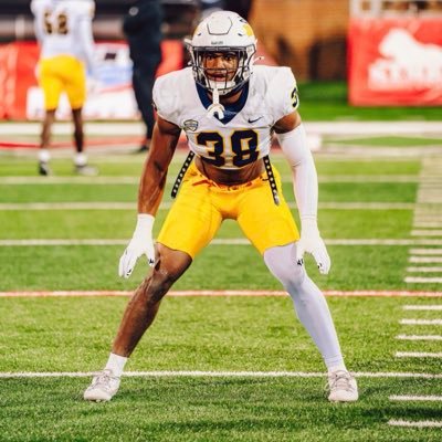 showtimesherm's profile picture. 