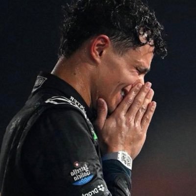 norrisjpeg's profile picture. 2025 world champion ˙⋆✮