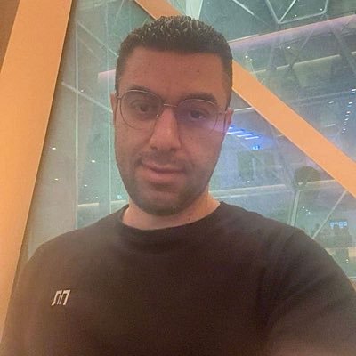 mohmedmohsenel's profile picture. Some people make the world SPECIAL just by being in it. / Interested in : developer web 🧑🏻‍💻|personal development 💻 |AS ROMA🔴🟠🐺|MTIS_PSU_Seniors_2006