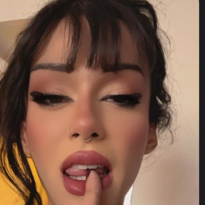 O1orthewavVY's profile picture. Yes I'm that 5'7 girl that has a 7 inch cock bigger than yours👅
And yeahhh It's free but I don't know how long for though⬇️