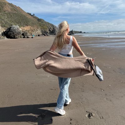 DarynaBoyl's profile picture. Not for anything else, but so that one day my dream can become a reality