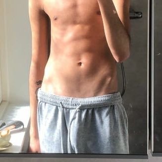 Nic_horrny07's profile picture. 