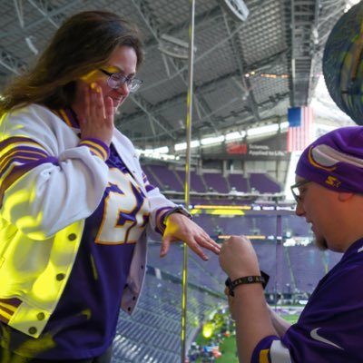 SkolDeeDee's profile picture. 