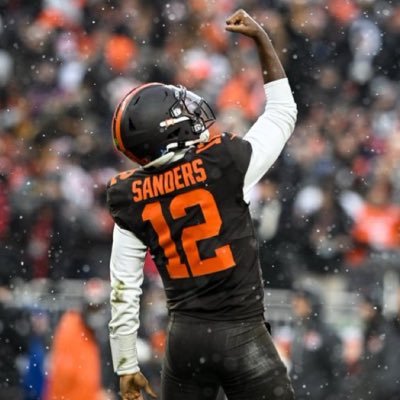 not_tnick's profile picture. #dawgpound #letemknow #guardsball #gobucks