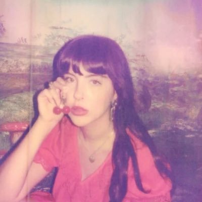 Timothy__Charts's profile picture. daily chart updates on the queen of alt herself Timothy Heller💖 welcome dreamers