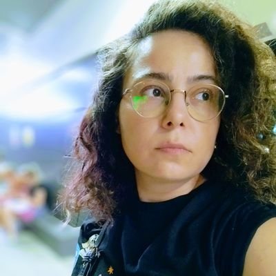 AyseSays's profile picture. ____☀