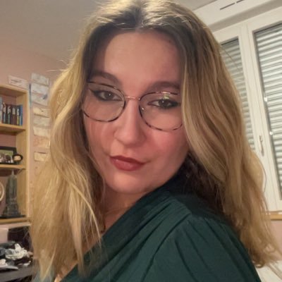 lauqrt's profile picture. we’re born to run || taylor’s version