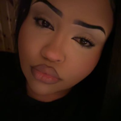 MissPrettySwirl's profile picture. 20• Mixed 🍭• chubby girl at your service • feet • no ppv• NO MEET UPS• @swirlswrld • dm me for menu 😉• https://t.co/chfnOg9SU0