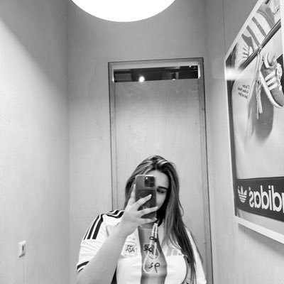 Minhalllll_'s profile picture. unemployment, sports, mingyu, jungkook and food.