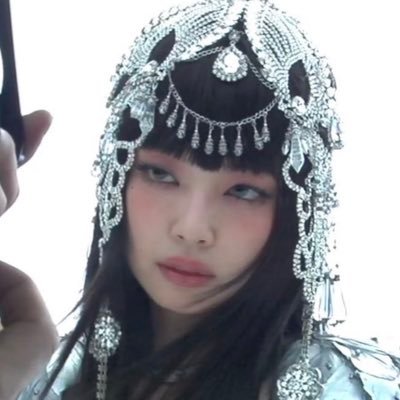jenishiyo's profile picture. @jennierubyjane