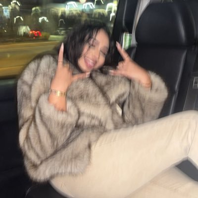 myaaprivv's profile picture. xoxo