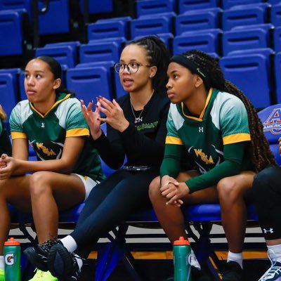 Coach1Nia's profile picture. Krue's Mama • WBB Dir of Recruiting/Asst. Coach at William & Mary 💚💛 HamptonU WBB Alumna • 2025 CAA CHAMP • 3x MEAC CHAMP • 3x WBCA Thirty Under 30 Honoree