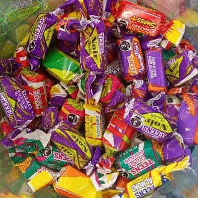 Ornelatm's profile picture. Just a little bit obsessed for @michaelbuble 🫧💖🫧 📻Fan from Hell🔥 de @convoynetwork 🤟🏾😎 My hair has a kind of curl!👩🏽‍🦱