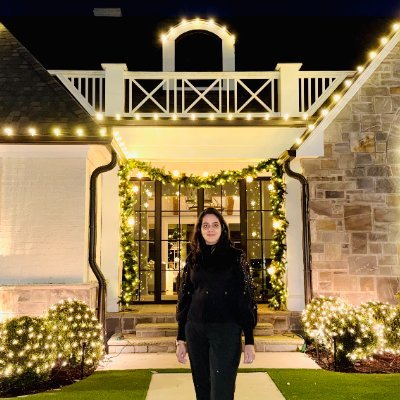 EvaKaushik29186's profile picture. 