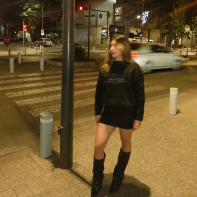 camilagarm's profile picture. 