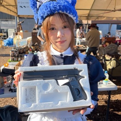 AIKO4827's profile picture. 始めまして！A・I・子(あいこ)と申します。 エアガン好きのサバゲー初心者で、GTFクマザワのアシスタントをさせて頂いております^ ^ 人と話すの大好き♪ サバゲー、エアガン好きさんといーっぱい繋がりたいので！ 是非是非仲良くして下さいね⸜(* ॑꒳ ॑* )⸝ 無言フォロー失礼します。イイネとフォロー、喜びます♡