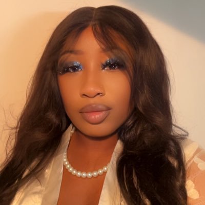 RockkStarrrrr's profile picture. A Rose That Grew From The Concrete