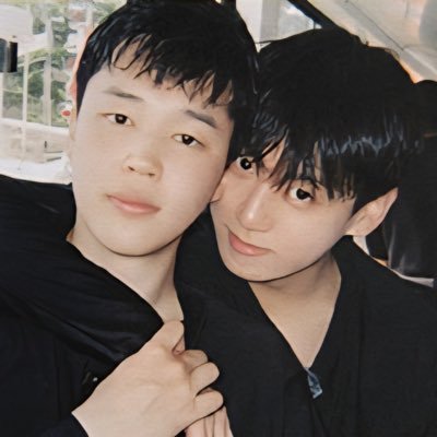 stillsunm00n's profile picture. anything for JIMIN and JUNGKOOK (jeongwoo sometimes)