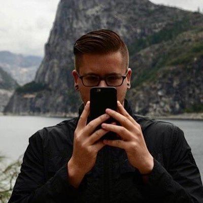 seanwashbot's profile picture. 