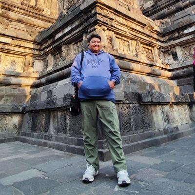 Taufikkobandaha's profile picture. 🚂 Traveller | Web Designer | ERP Implementer | i'm nikon | Musician | Books Addict | email : taufikkobandaha@gmail.com