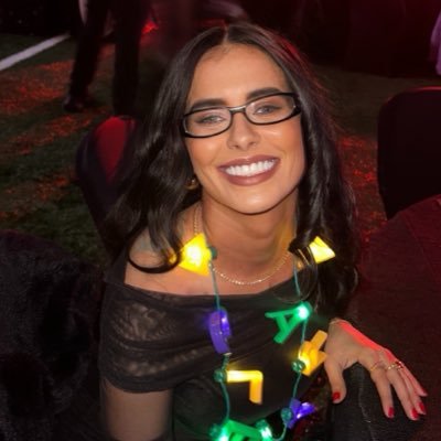 _ModernDayHippi's profile picture. 💭