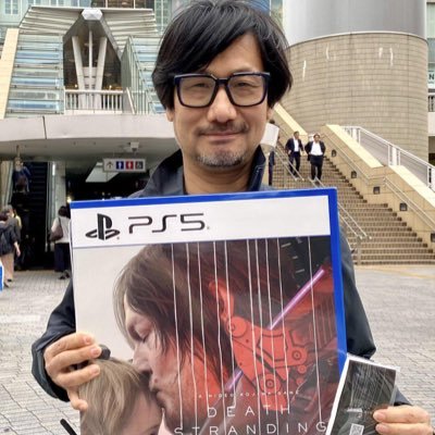 kojimahead's profile picture. everybody leaves if they get the chance and this is my chance.