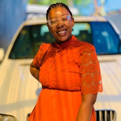 Mtsholos's profile picture. TsholoM❤️IG:tsholos🙃Bubbly