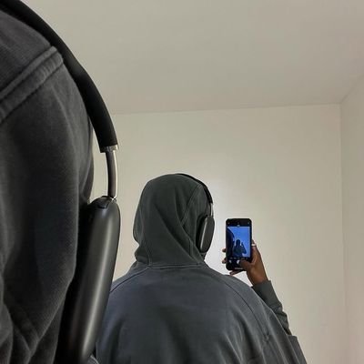 only1karo's profile picture. Remember who you are and do not let ANYONE convince you otherwise.