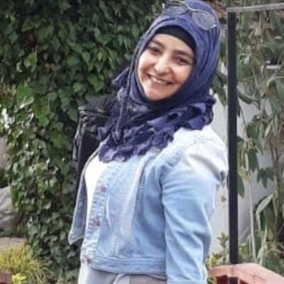 Atamam272's profile picture. 🦋evli🦋

🍃Kendi içimde yürümek istiyorum,

Kimseyle karşılaşmadan...