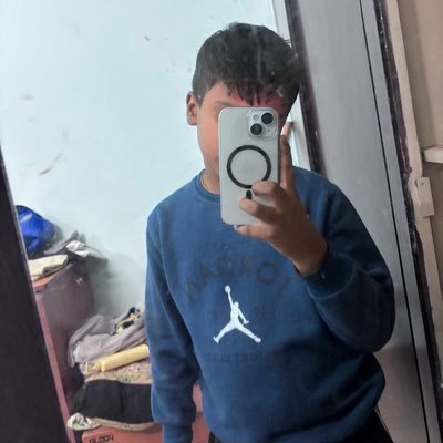 VinodSharm99729's profile picture. सच एक बार बोलना पड़ता है और झूठ बार बार ,मैं थोड़ा कड़वा बोलता हूँ पर सच बोलता हर किसी को पसंद नहीं है सच. मैं एक्स पर 2020 से हूँ पर मेरी आईडी हैक हो जाती है