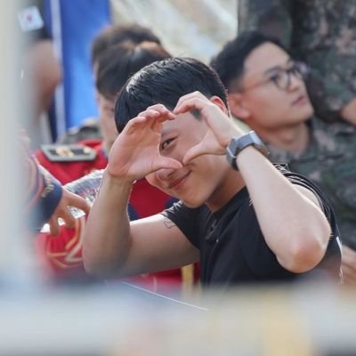 hyosimkm7's profile picture. 