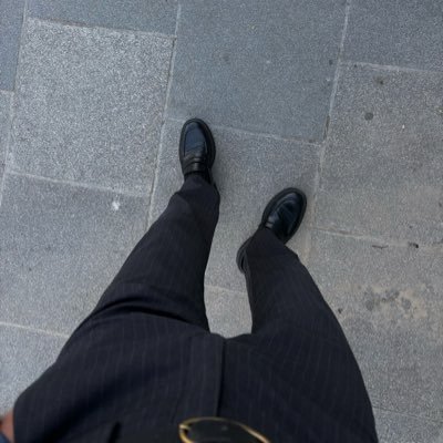 chilybiber's profile picture. 👔 Suited dominance 🧦 Black socks | 👞 Dress shoes Istanbul DM open for respectful ones