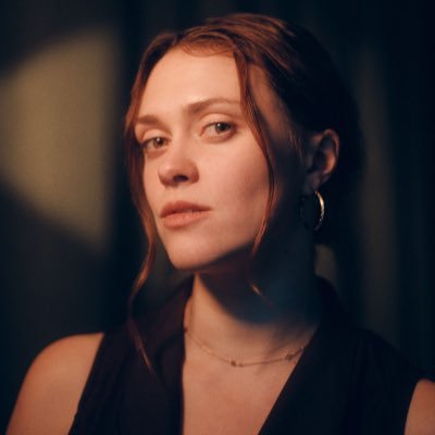 meg_artherton's profile picture. Norfolk actress based in London.