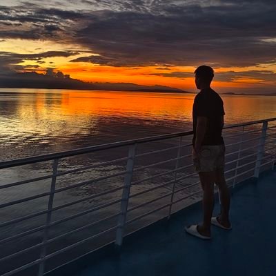 EvansSaulog's profile picture. dummy acct