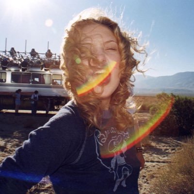 bombaaatomica's profile picture. alquimista