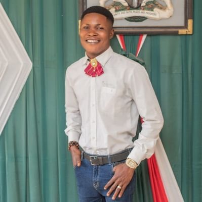 YemTechies's profile picture. Made in Nigeria, Built for Greatness//BIOCHEMIST//CYBER SECURITY//ATC ENGR// MAN UTD❤️

Until death, all defeat is psychological.✌️