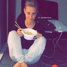 OlajideS18052's profile picture. 