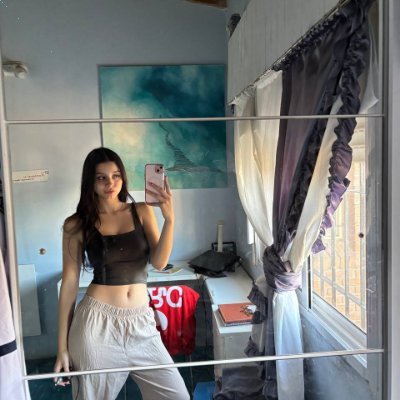 no_no14098's profile picture. Tyla, 19 • nursing
  ig : @tyladtb22