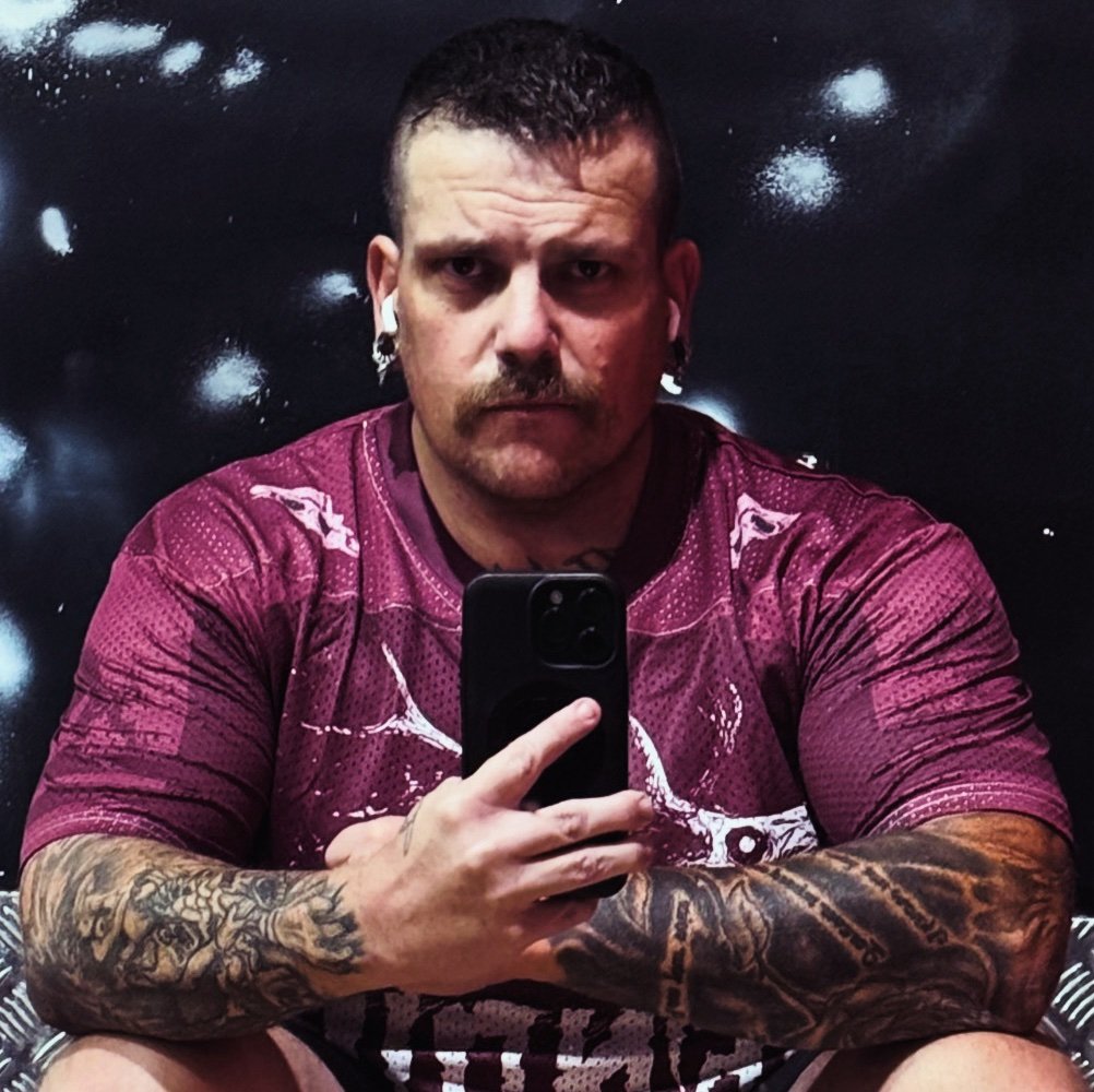 justdyllo's profile picture. 