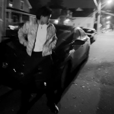 armandolindoo's profile picture. 