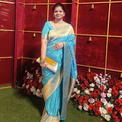 Mentor_CAJuhi's profile picture. Corporate Slave | Likes Reading,travelling, learning about startups on healthy munching, making chemical free skin care