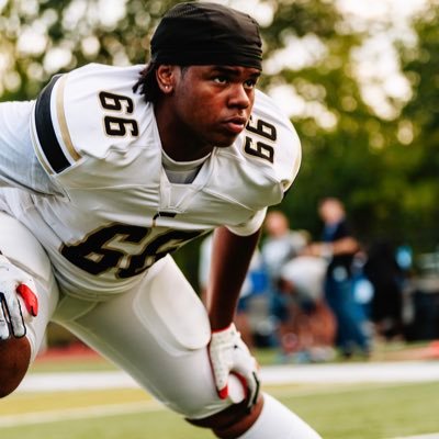 GaVin_English66's profile picture. 2027 OG/OT @ Springfield Central HS | 6’4 | 284Ibs | 6’9 Wingspan | email: gavin66k@icloud.com | Cell: 4133099487 | IG: 66K.Gavin