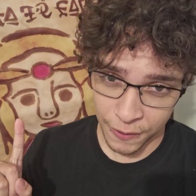 sat2sugu's profile picture. "Kemi não se importava com um ideal moral... ⠀⠀ ela só matava para vencer." ⠀⠀ ⠀⠀ ⠀⠀ ⠀⠀ @Its_thigacarv ♥︎