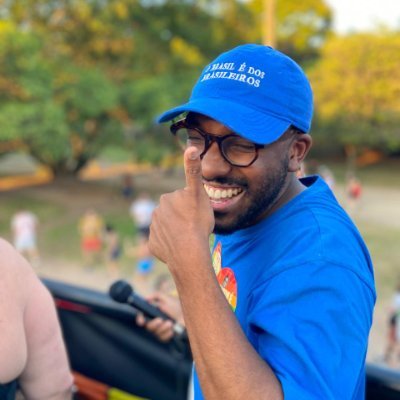 carlosdvieira_'s profile picture. Presidente da UEE RS; Estudante de Med UFCSPA | @ujsbrasil