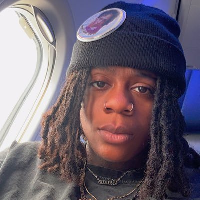 Stephquees's profile picture. I am a WOMAN 🏳️‍🌈😌 I really don’t give a fuck when I’m this app. I’ll mop the ocean before I do.